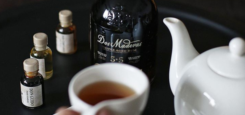 dos maderas tasting set and tea